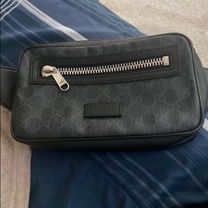 Gucci Cross Body Bag